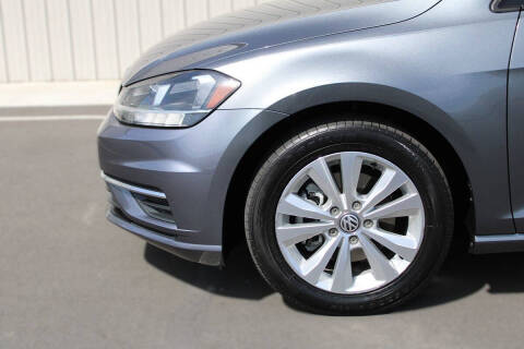 2021 Volkswagen Golf TSI