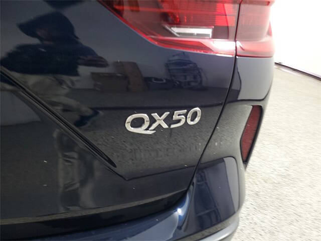 2019 Infiniti QX50 Essential