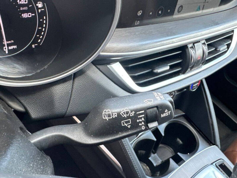 2023 Alfa Romeo Stelvio Ti