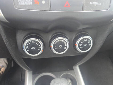 2014 Mitsubishi Outlander Sport SE