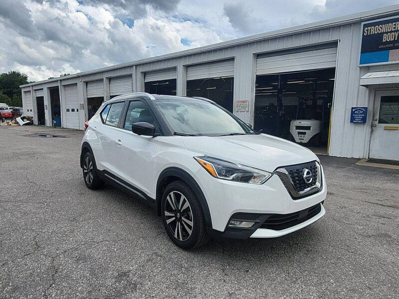 2020 Nissan Kicks SR
