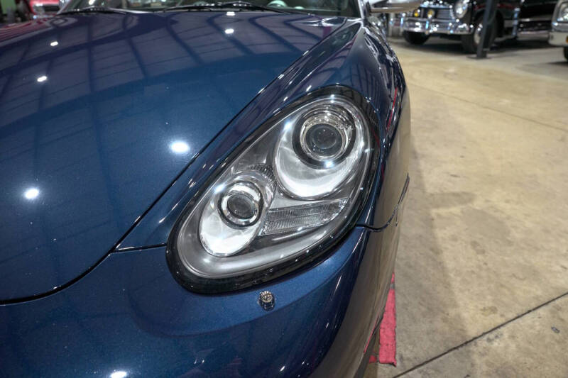 2012 Porsche Cayman R