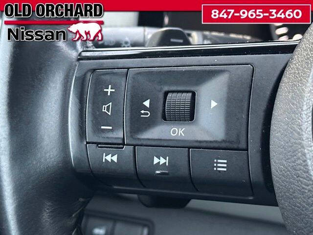 2022 Nissan Pathfinder SL