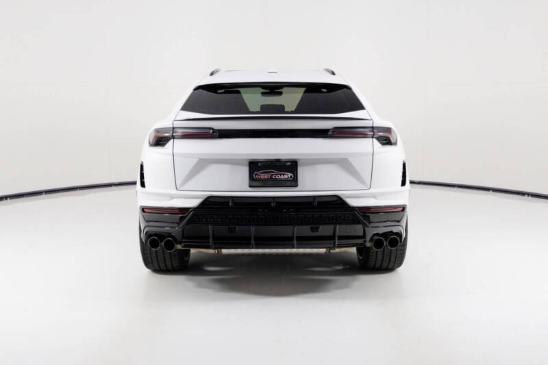2024 Lamborghini Urus S