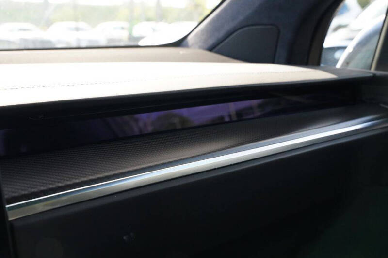 2022 Tesla Model X Plaid