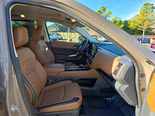 2024 Nissan Pathfinder Platinum