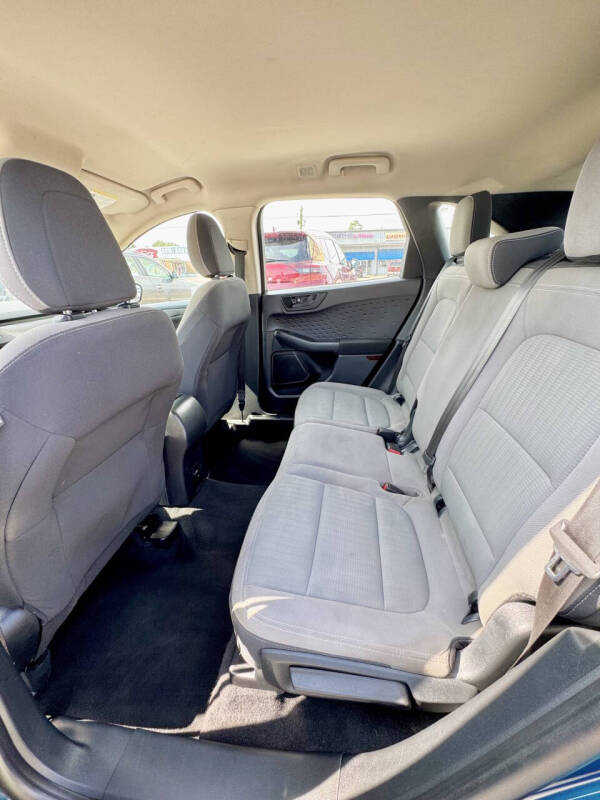 2020 Ford Escape S