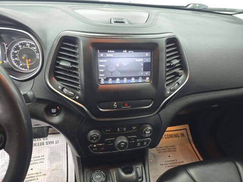 2019 Jeep Cherokee Altitude