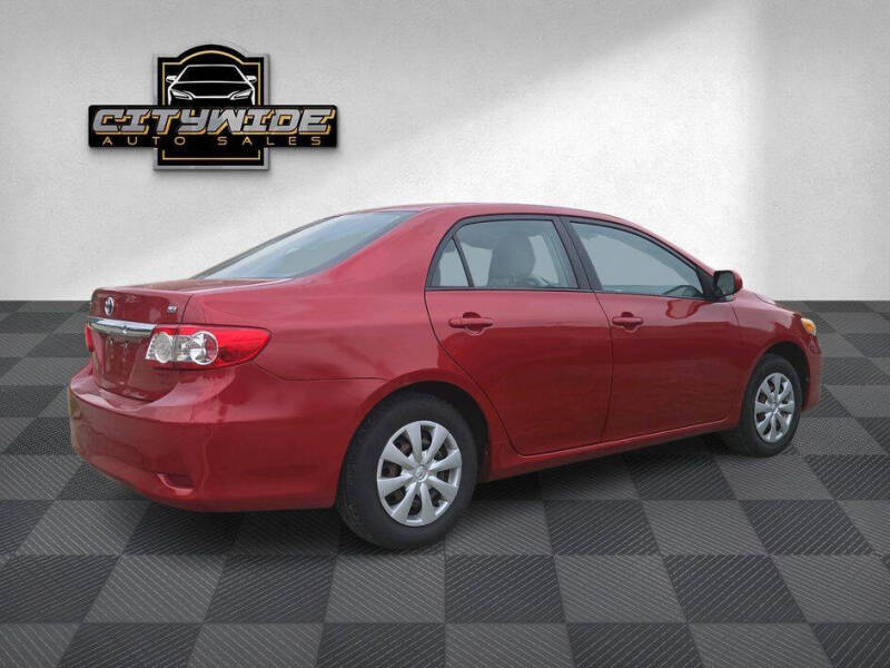 2011 Toyota Corolla LE