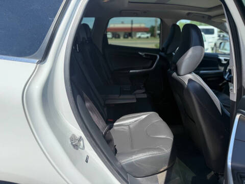 2016 Volvo XC60 T5 Premier
