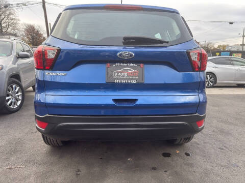 2019 Ford Escape S