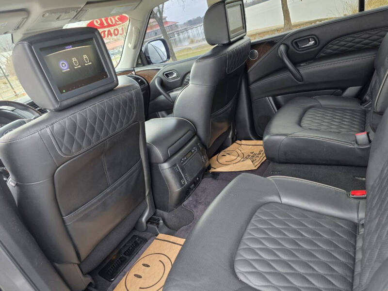 2019 Infiniti QX80 Luxe