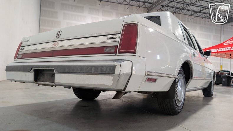 1988 Lincoln Town Car