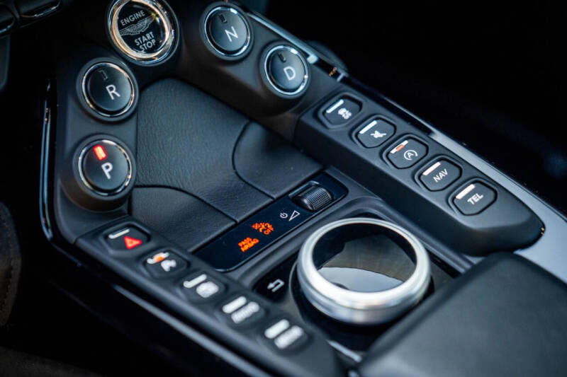 2019 Aston Martin Vantage