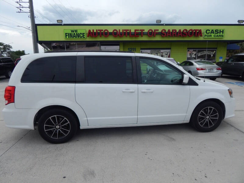 2018 Dodge Grand Caravan GT photo 3