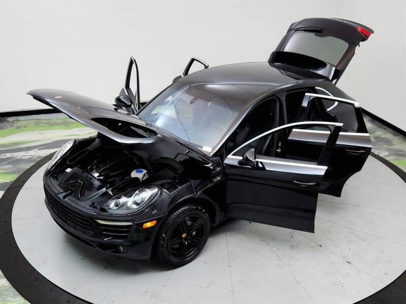 2016 Porsche Macan S