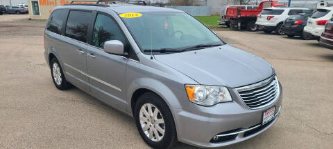 2014 Chrysler Town and Country Touring