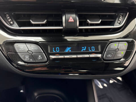 2021 Toyota C-HR LE