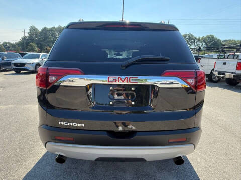 2017 GMC Acadia SLE-2