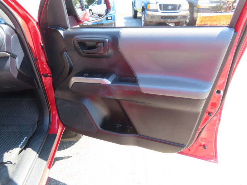 2017 Toyota Tacoma SR5 V6