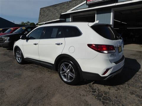 2017 Hyundai Santa Fe SE Ultimate