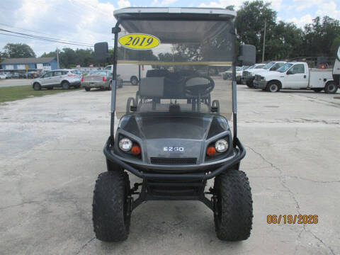 2019 E-Z-GO 671224g01