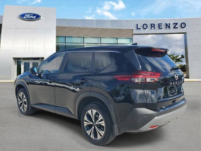2022 Nissan Rogue SV