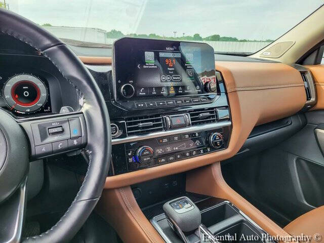 2023 Nissan Pathfinder Platinum