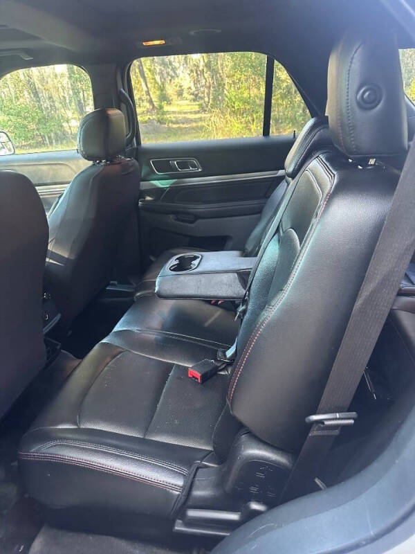 2016 Ford Explorer Sport