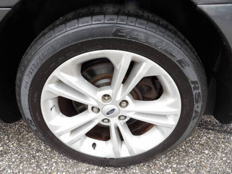 2018 Ford Taurus SEL