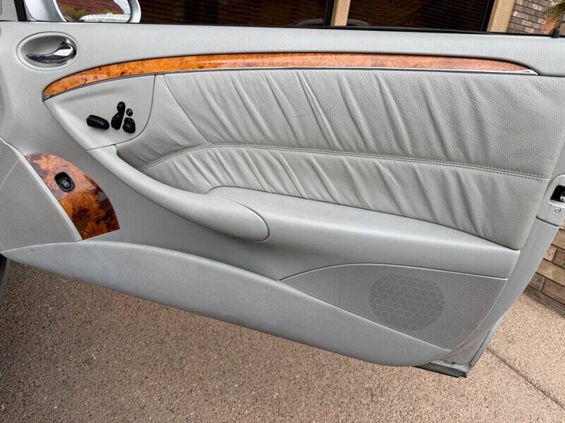 2005 Mercedes-Benz CLK CLK 320