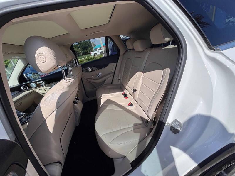 2017 Mercedes-Benz GLC GLC 300