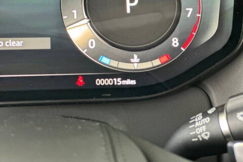 2025 Land Rover Range Rover P530 SE LWB