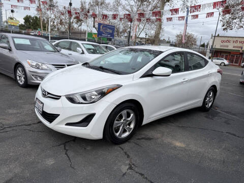 2014 Hyundai Elantra SE