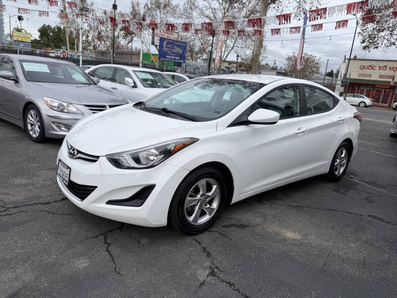 2014 Hyundai Elantra SE