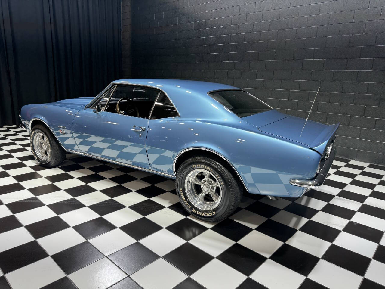1967 Chevrolet Camaro 11