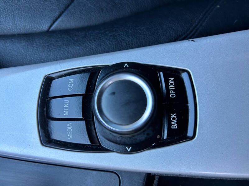 2018 BMW 3 Series 320i