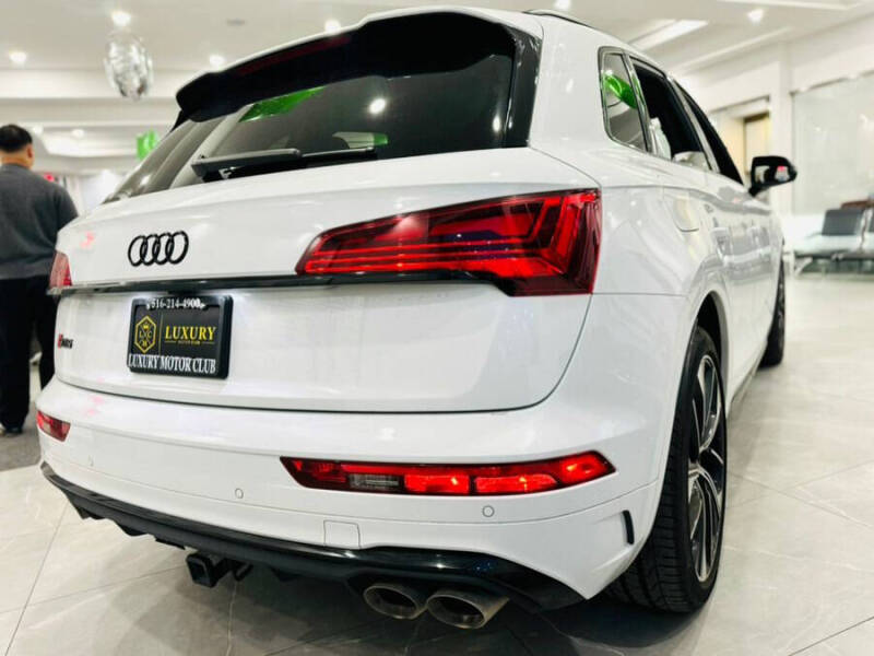 2024 Audi SQ5 3.0T quattro Premium Plus