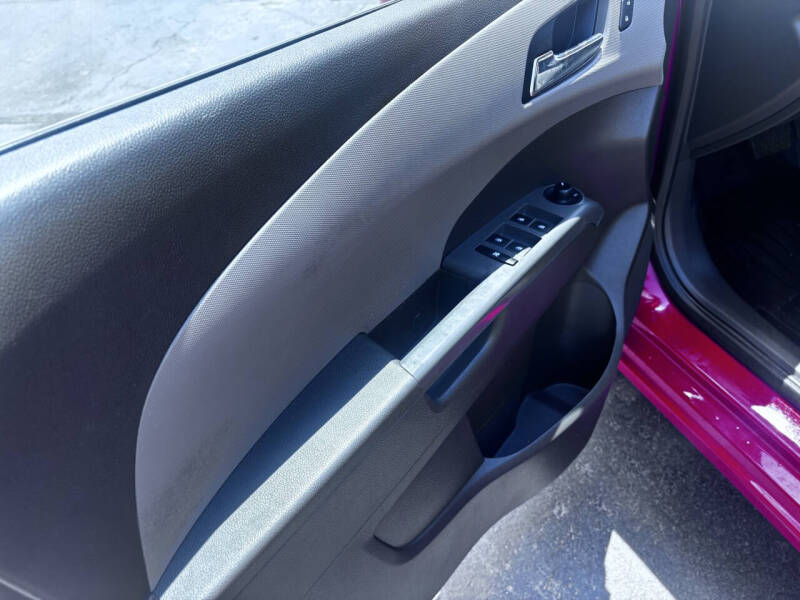 2014 Chevrolet Sonic LT Auto
