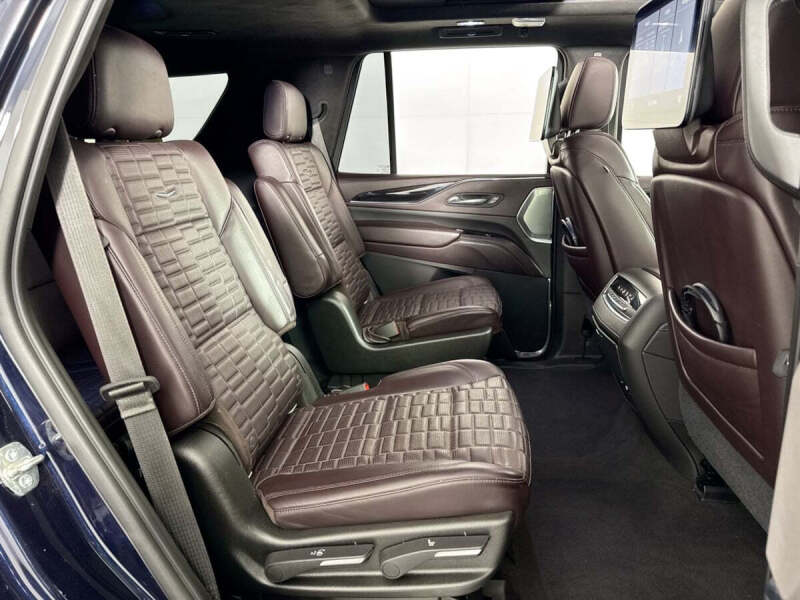 2021 Cadillac Escalade Sport Platinum