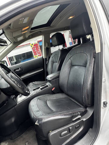 2013 Nissan Rogue SV w/SL Package