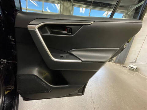 2019 Toyota RAV4 Hybrid LE