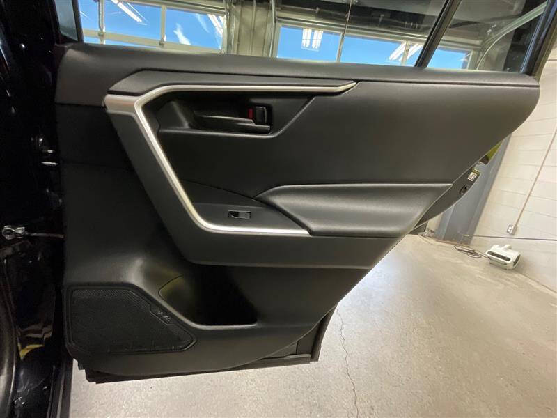 2019 Toyota RAV4 Hybrid LE