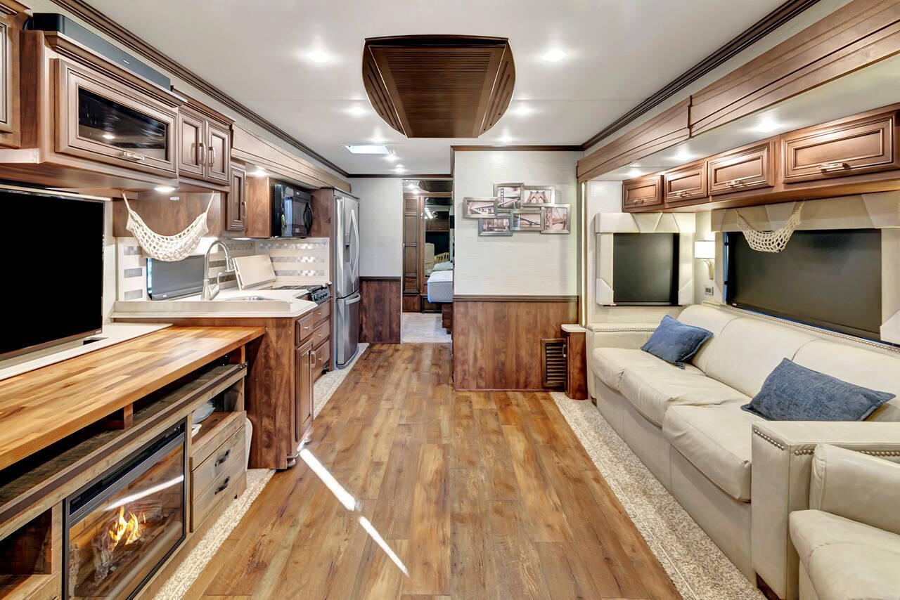 2018 Newmar Ventana for sale at Get Away RV Sales in Templeton, CA