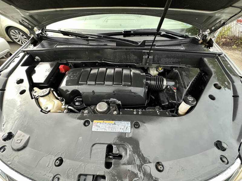 2013 Chevrolet Traverse LS