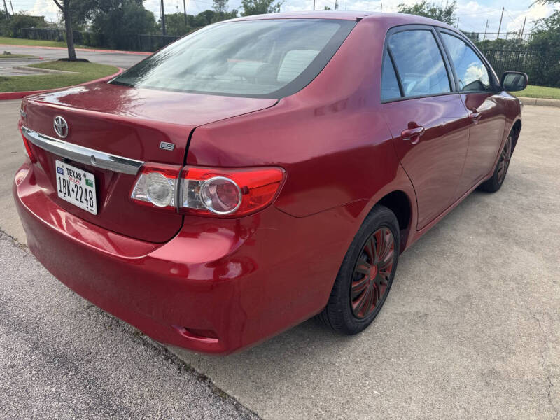 2011 Toyota Corolla LE