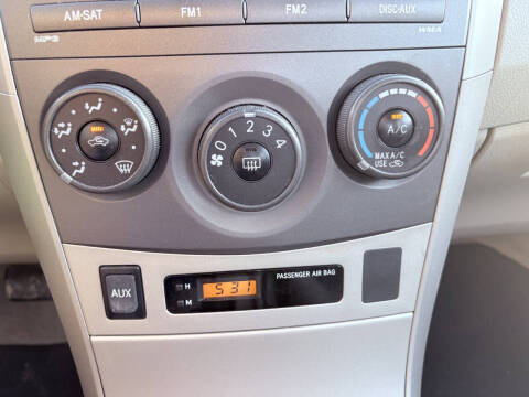 2011 Toyota Corolla LE