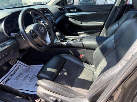 2017 Nissan Maxima 3.5 SR