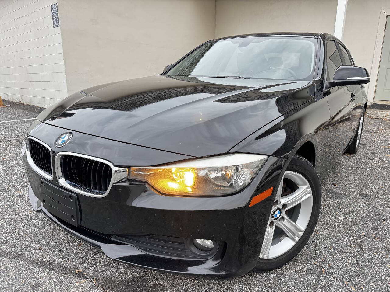 2014 BMW 3 Series 320i xDrive AWD 4dr Sedan's photo