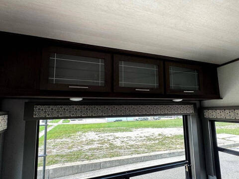 2019 Forest River Heritage Glen